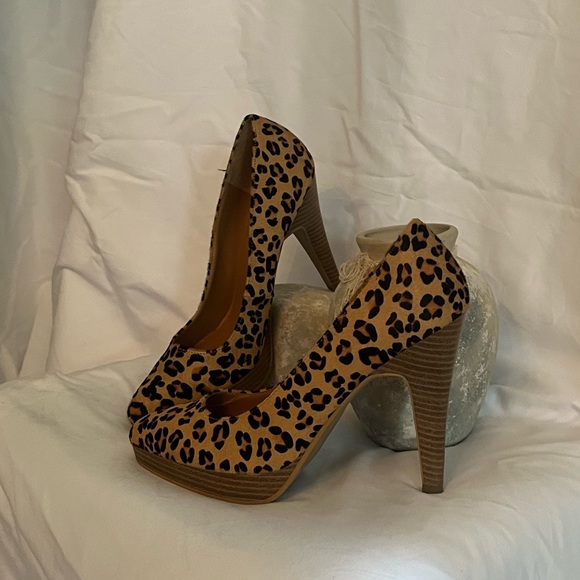 Nine West Shoes - EUC Woman’s Nine West 8M stiletto shoe. $25